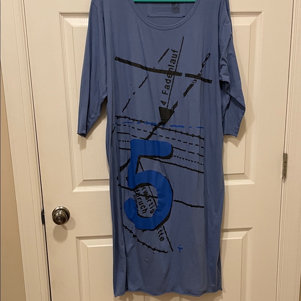 Stylish Long Sleeve Graphic Dress in Blue. Medium